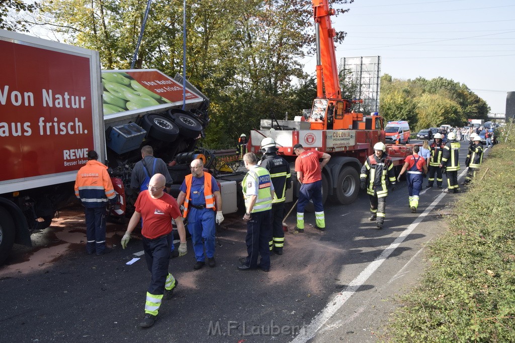 Schwerer VU PKlemm A 57 Rich Innenstadt Hoehe Koeln Chorweiler P207.JPG - Miklos Laubert